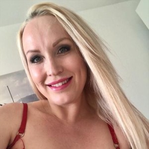 Julie, Zermatt escorts
