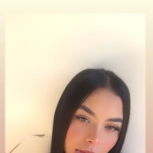 Yiyi, Llucmajor escorts