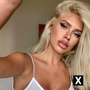 Tiffany, Borehamwood escorts