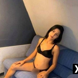 Neli, Ilmenau escorts