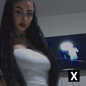 Alina, Bedworth escorts