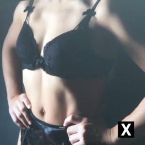 Charlotte, Scunthorpe escorts