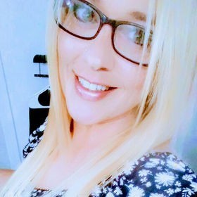 Heidi Dyce, Chadron escorts