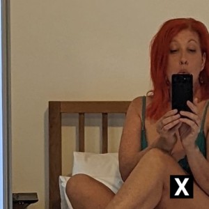 Maggie Moon, Poole escorts