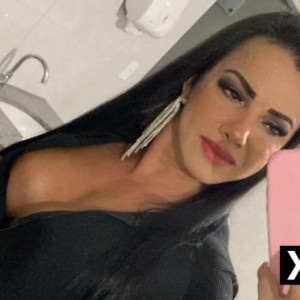 Laura, Penarth escorts