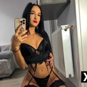 Alexa, Tiverton escorts