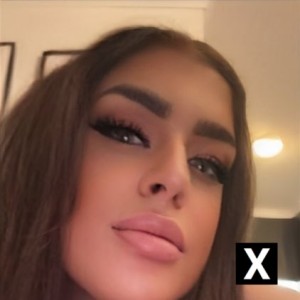 Billie, Beaconsfield escorts