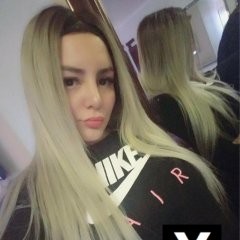 Mia, Edinburgh escorts