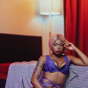 Ellalarrson, Long Eaton escorts