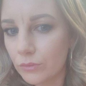 Violet Flume, Mildura escorts