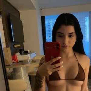 Rose, Estero escorts
