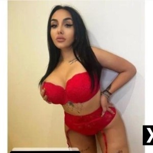 Larysa, Northfleet escorts
