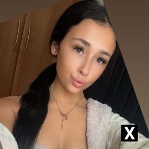 Kaine, Sheffield escorts