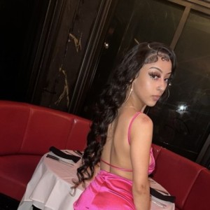 Alexis, Bryan escorts