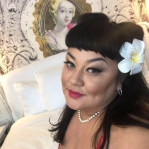 Julia, San Fernando escorts
