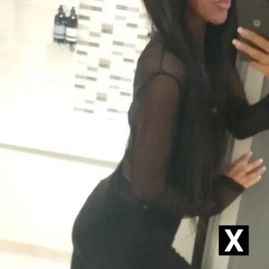 Pixie, Brentford escorts
