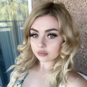 Kyliemarie, Burbank escorts