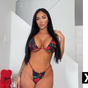 Klara, Liskeard escorts