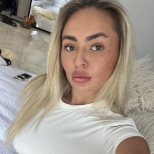 Sandra Rose, Cumming escorts