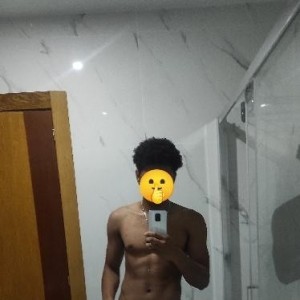 MORENINHO GOSTOSO, DOTADO E CHEIO DE TESÃO, ESPERANDO POR TI, Braga escorts
