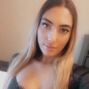 Desirae, Knoxville escorts