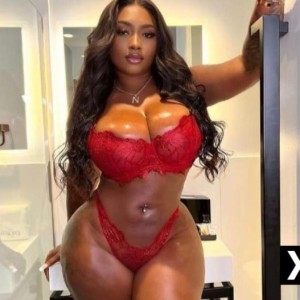 CHRISTAL, Oxted escorts