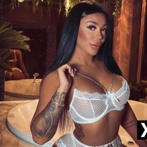 AMY, Chertsey escorts