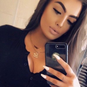 Maria, Borehamwood escorts