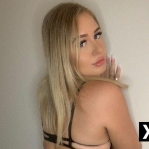 Aaria, Deagon escorts