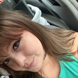 Keira, Davenport escorts