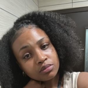 Kizzy, St. Clair Shores escorts