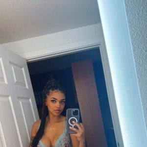 Rayne, Wyldwood escorts