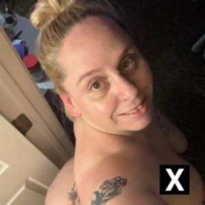 Love, Courtland escorts