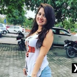 Soniya, Surat escorts