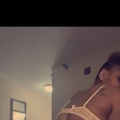 Crystal, Coon Rapids escorts