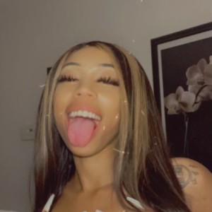 Mia, Wylie escorts