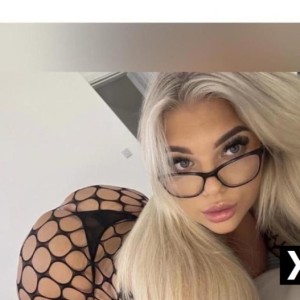Eva, Nantwich escorts