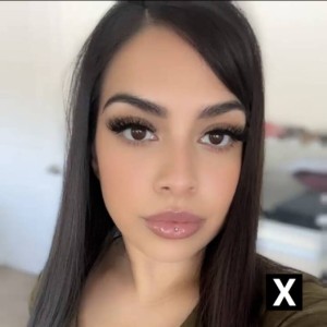 Sienna, Riverton escorts