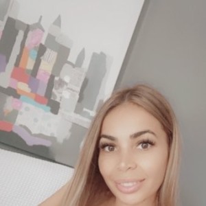 Maya, Glendale escorts