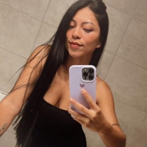 Laura, Vitoria-Gasteiz escorts
