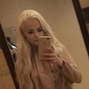 Belvine, Baden bei Wien escorts