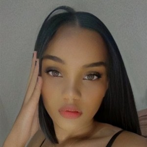Luana, Milton escorts