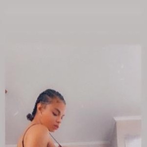 PHEONIX, Newport escorts
