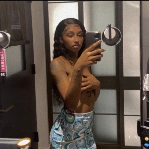 Brenda, Galesburg escorts