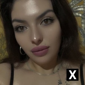 Queen, Dunfermline escorts