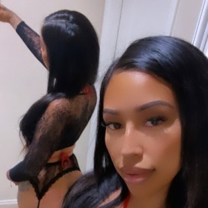 Chris, Torrance escorts