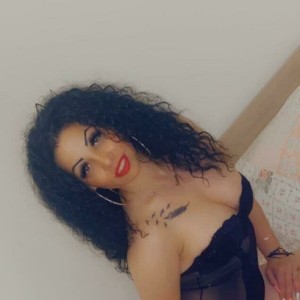 Rebeca, Forest escorts