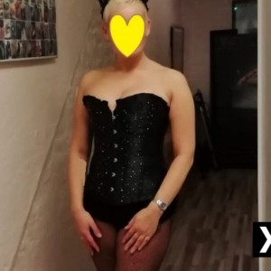 EllieRose, Andover escorts