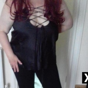 LORRAINE, Darwen escorts