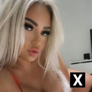 Mia, Bray escorts